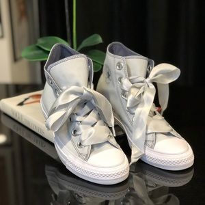 converse with ribbon